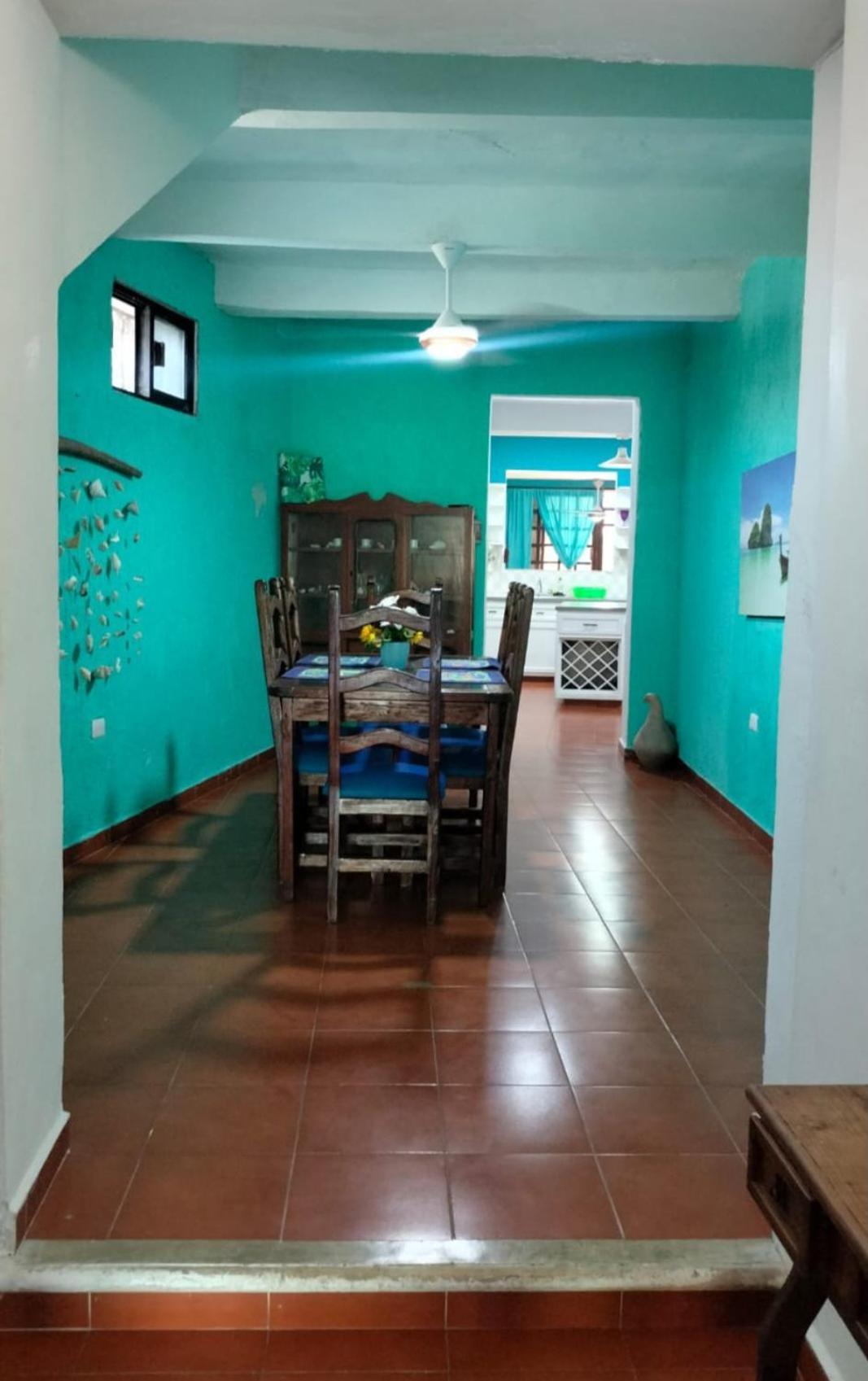 Malecon Beach House In Progreso 1 Block From Beach Экстерьер фото